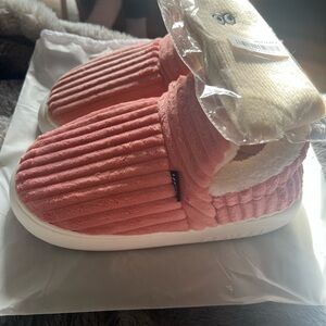 PLUFFI Soft Pink Slippers